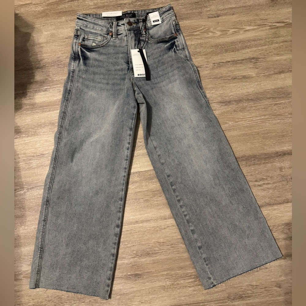 Judy Blue Mid Rose Light Wash Tummy Control Raw Hem Cropped Wide Leg Jeans